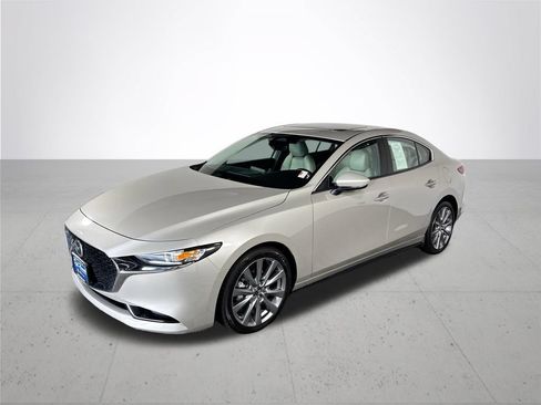Used 2024 MAZDA MAZDA3 s FWD image 2
