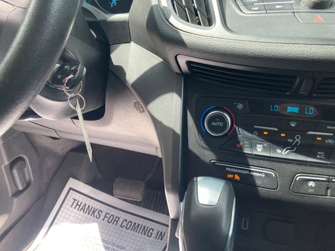 Used 2018 Ford Escape SEL AWD/4WD image 22