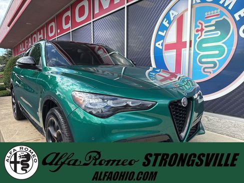 New 2025 Alfa Romeo Stelvio Sprint AWD/4WD image 1