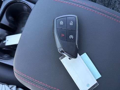 Used 2025 Chevrolet Colorado Z71 image 26