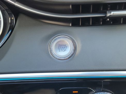 Used 2025 Genesis GV70 3.5T Sport w/ Sport Advanced Package image 16