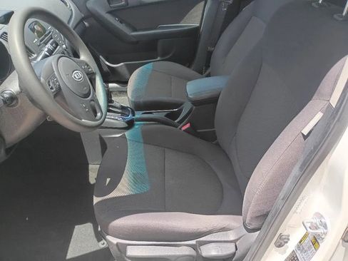 Used 2011 Kia Forte EX FWD image 8
