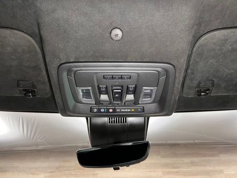 Used 2024 GMC Sierra 1500 Denali Ultimate image 17