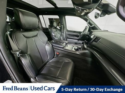 Used 2022 Jeep Wagoneer Series I w/ Premium Group I AWD/4WD image 38