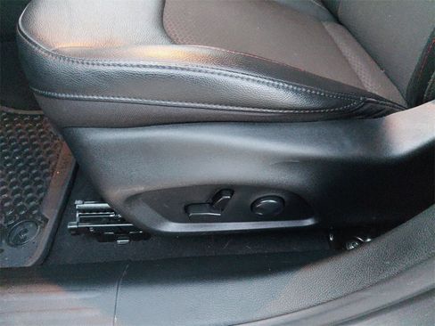 Used 2024 Jeep Compass Trailhawk w/ Trailhawk Convenience Group image 27