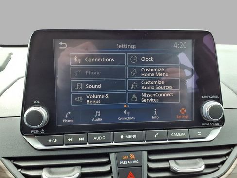 Certified 2025 Nissan Altima 2.5 SV FWD image 7