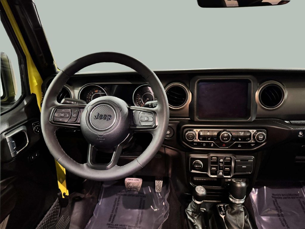 Used 2023 Jeep Wrangler Unlimited Sport AWD/4WD image 18