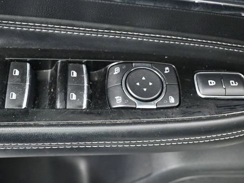Used 2022 Lincoln Corsair AWD w/ Premium Package image 7