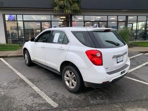 Used 2011 Chevrolet Equinox LS image 3