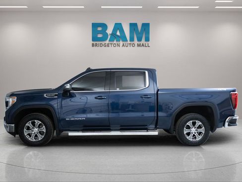 Used 2020 GMC Sierra 1500 SLE w/ SLE Value Package AWD/4WD image 4