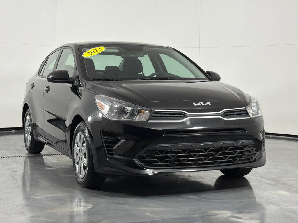 Used 2023 Kia Rio LX FWD image 3