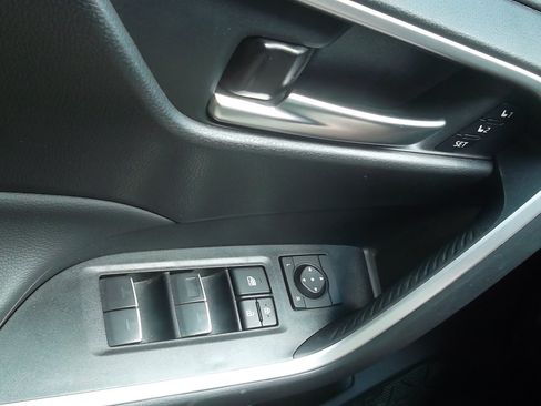 Used 2025 Toyota RAV4 XLE Premium w/ Weather Package AWD/4WD image 14