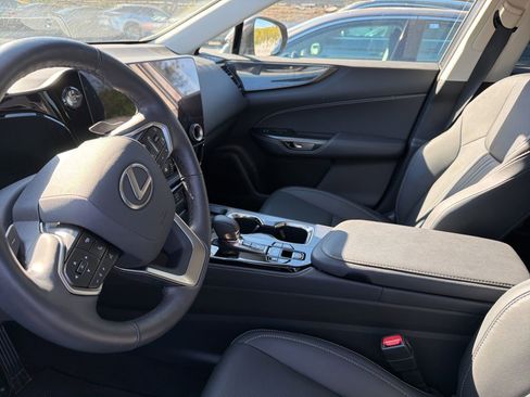 Used 2025 Lexus NX 350 AWD w/ Cold Area Package image 10