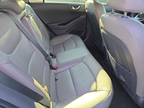 Used 2017 Hyundai Ioniq SEL image 9