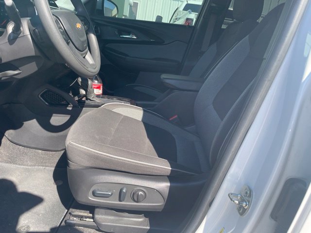 Used 2023 Chevrolet TrailBlazer LT FWD image 8