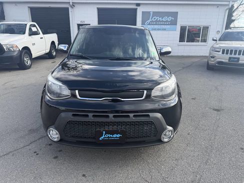 Used 2015 Kia Soul image 3