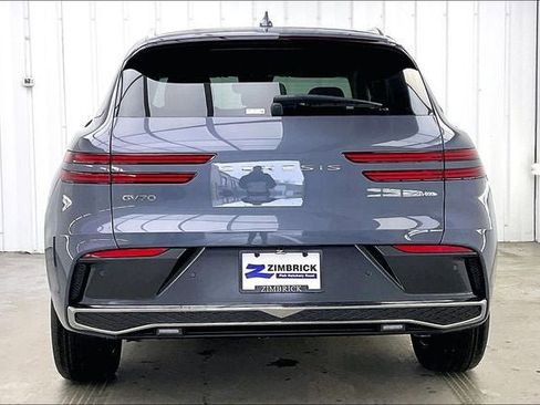 New 2026 Genesis GV70 2.5T Select AWD/4WD image 4
