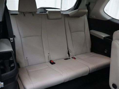 Used 2024 Toyota Grand Highlander AWD image 34