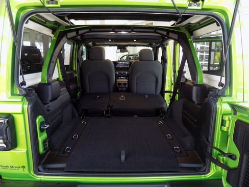 Certified 2025 Jeep Wrangler Unlimited Sport AWD/4WD image 28