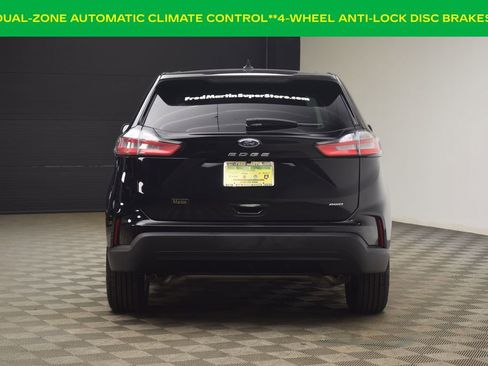 Used 2022 Ford Edge SE image 9