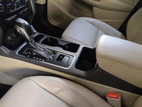 Used 2018 Ford Escape SEL image 26