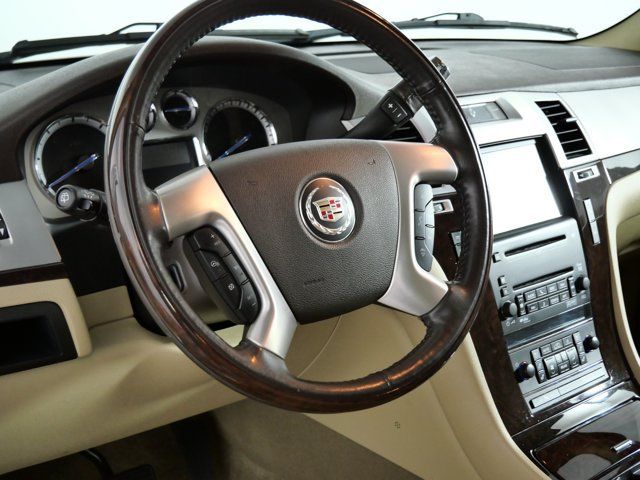 Used 2010 Cadillac Escalade Premium AWD/4WD image 19
