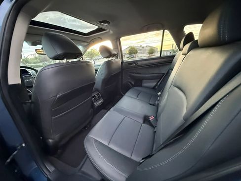 Used 2019 Subaru Outback 2.5i Limited w/ Popular Package #2 AWD/4WD image 14