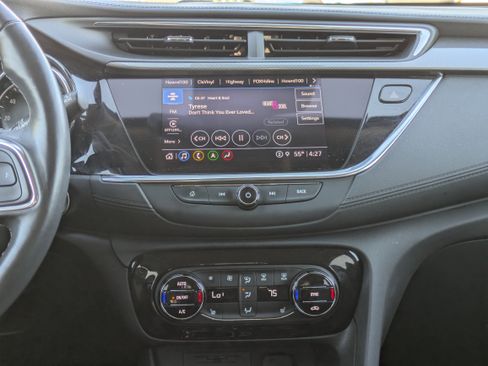 Used 2022 Buick Encore GX Essence w/ Advanced Technology Package image 5