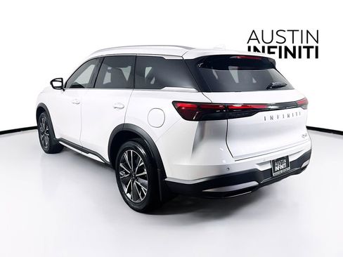 Certified 2026 INFINITI QX60 Luxe w/ Family Package image 6