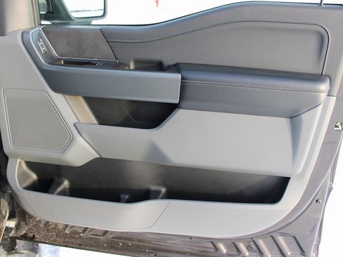 Used 2024 Ford F150 XLT w/ Mobile Office Package image 21