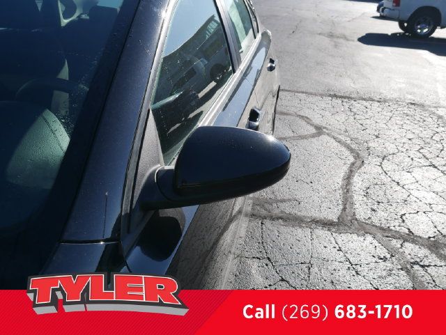 Used 2021 Kia Forte LXS FWD image 11