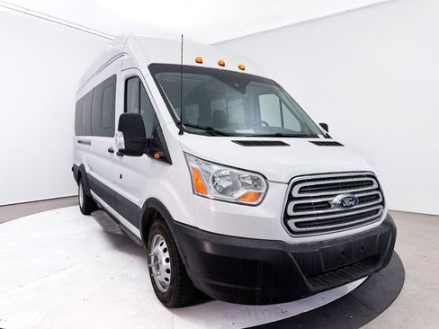 Used 2019 Ford Transit 350 XLT RWD image 9