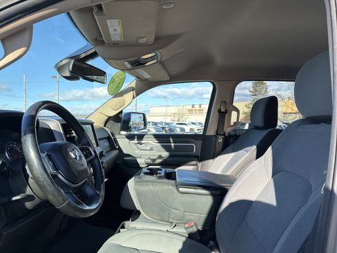 Used 2019 RAM 1500 Big Horn image 12