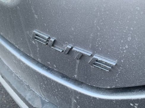 Certified 2023 Honda Pilot Elite image 5