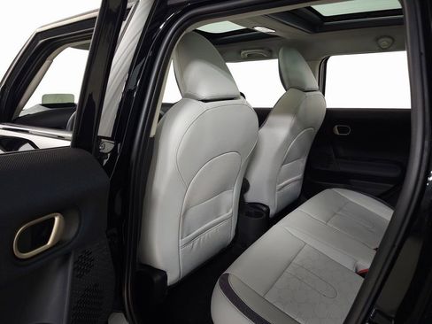 New 2025 MINI Cooper 4-Door Hardtop image 33