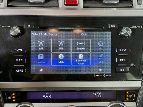 Used 2016 Subaru Outback 3.6R Limited AWD/4WD image 21