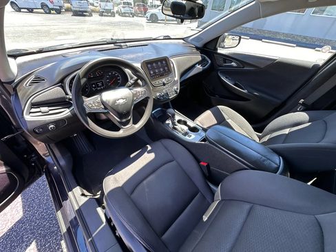 Used 2023 Chevrolet Malibu LT FWD image 12