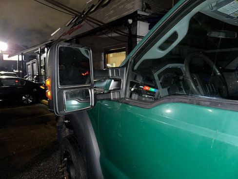 Used 2016 Ford F550 2WD Crew Cab Super Duty image 38