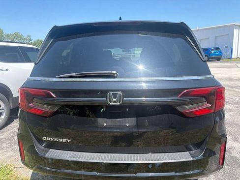 Used 2025 Honda Odyssey EX-L image 6