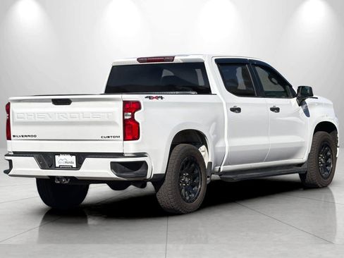 Used 2021 Chevrolet Silverado 1500 Custom AWD/4WD image 2
