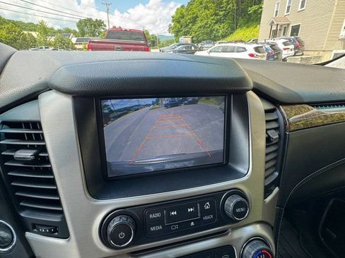 Used 2015 GMC Yukon Denali w/ Open Road Package AWD/4WD image 14