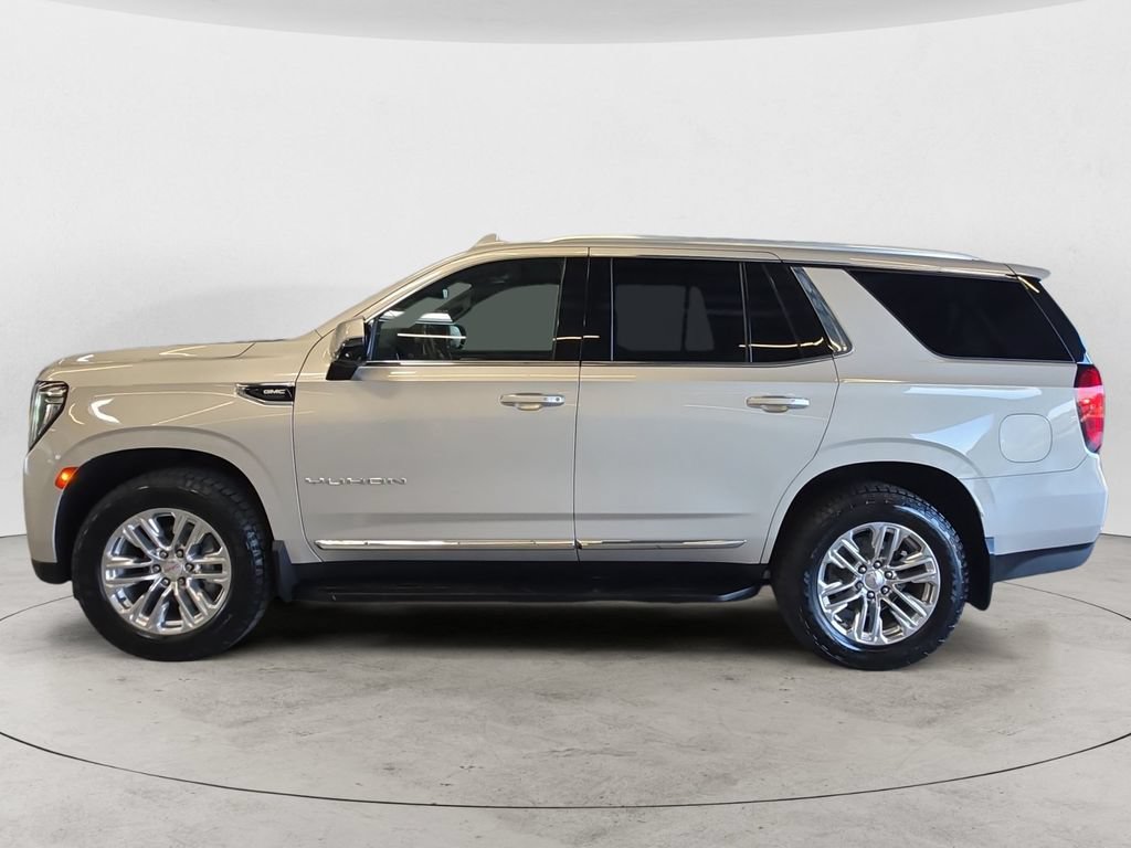 Certified 2022 GMC Yukon SLT w/ SLT Luxury Package AWD/4WD image 12