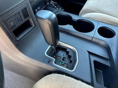 Used 2022 Toyota Sequoia SR5 image 15