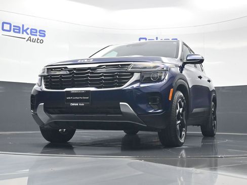 Certified 2024 Kia Seltos EX image 42