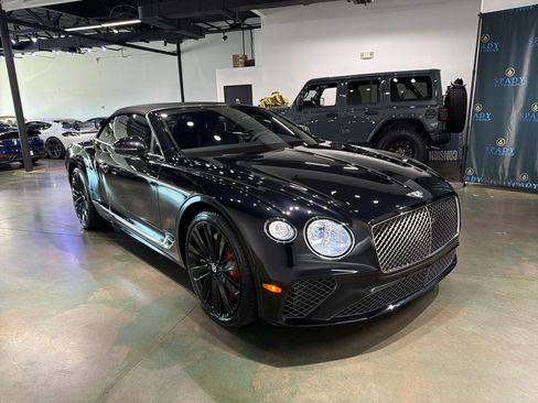 Used 2023 Bentley Continental GT Speed image 12