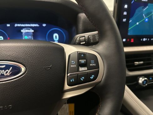 New 2026 Ford Explorer Active w/ Active Comfort Package AWD/4WD image 37