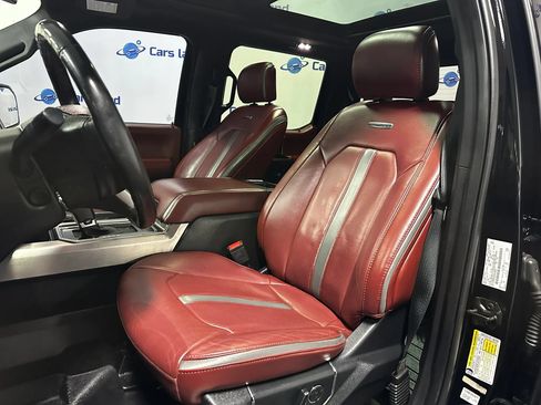 Used 2018 Ford F150 Platinum w/ Equipment Group 701A Luxury AWD/4WD image 11