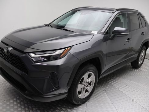 Used 2024 Toyota RAV4 XLE image 2