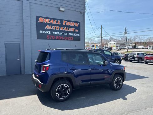 Used 2016 Jeep Renegade Trailhawk w/ Cold Weather Group image 6
