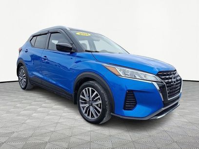 Used 2024 Nissan Kicks SV